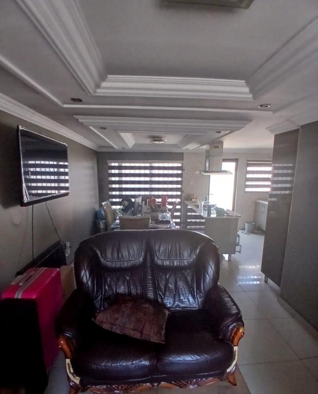 2 Bedroom Property for Sale in Tokoza Gauteng