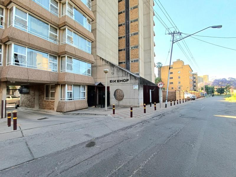 1 Bedroom Property for Sale in Sunnyside Gauteng