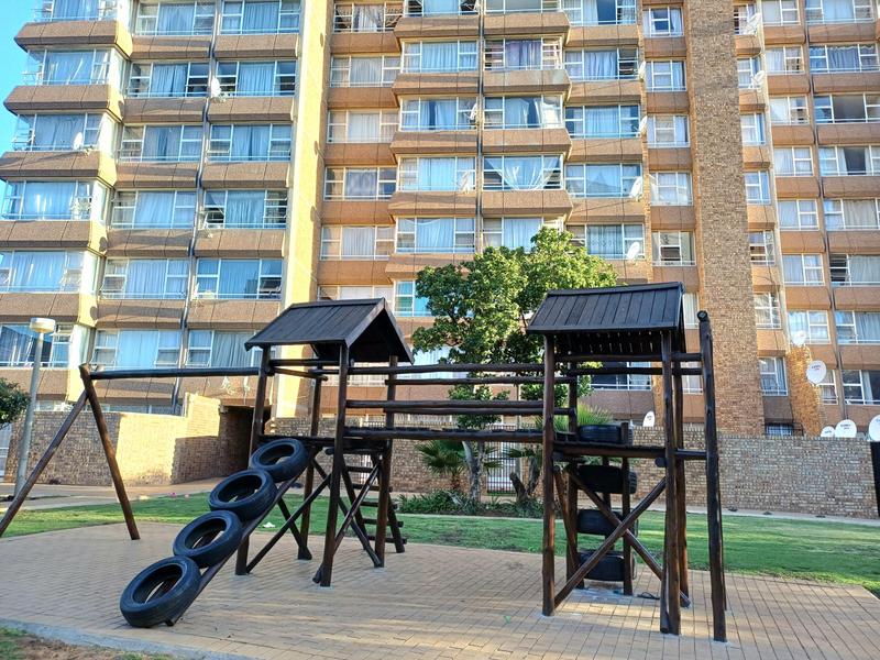 1 Bedroom Property for Sale in Sunnyside Gauteng