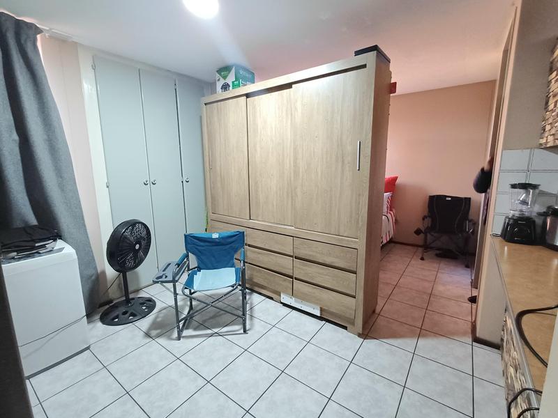 1 Bedroom Property for Sale in Sunnyside Gauteng