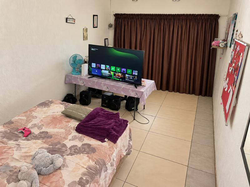 3 Bedroom Property for Sale in Birchleigh North Gauteng