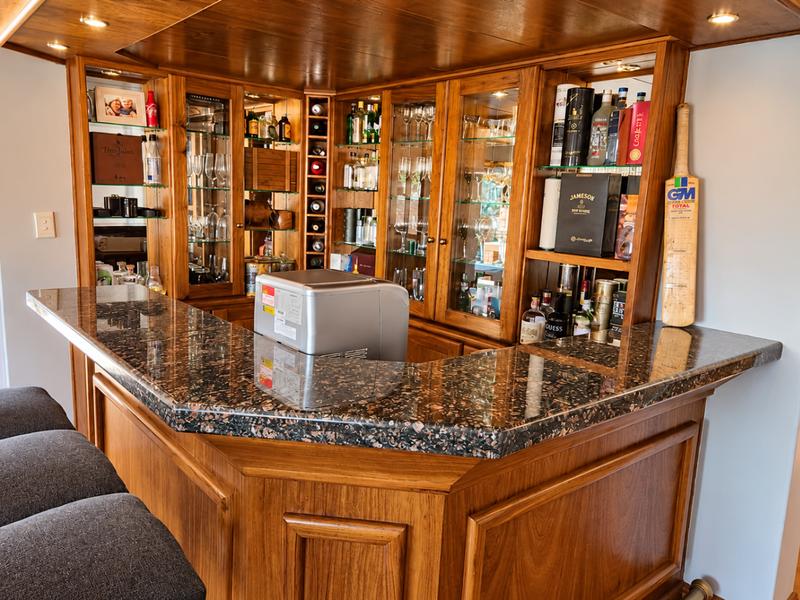 5 Bedroom Property for Sale in Glen Marais Gauteng