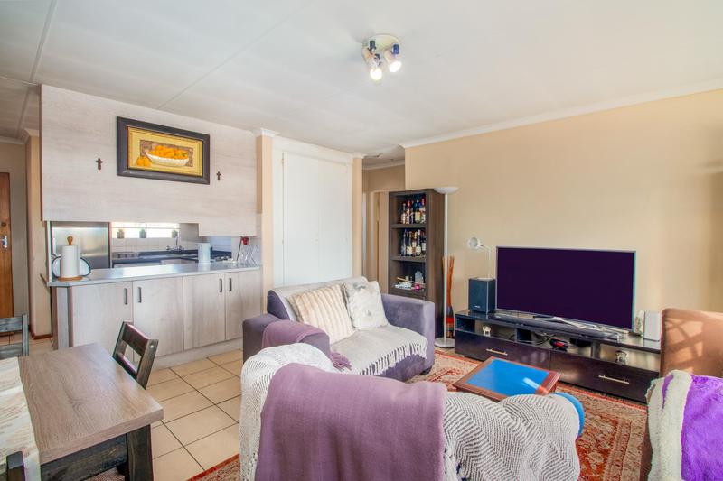 2 Bedroom Property for Sale in Weltevreden Park Gauteng