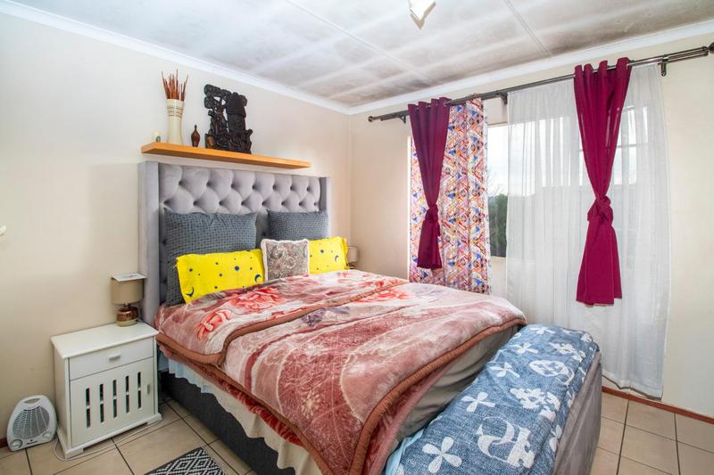 2 Bedroom Property for Sale in Weltevreden Park Gauteng