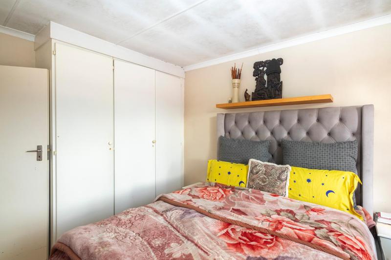 2 Bedroom Property for Sale in Weltevreden Park Gauteng
