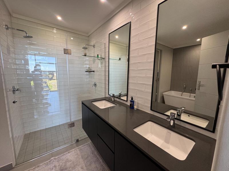 To Let 2 Bedroom Property for Rent in Ascend to Midstream Gauteng