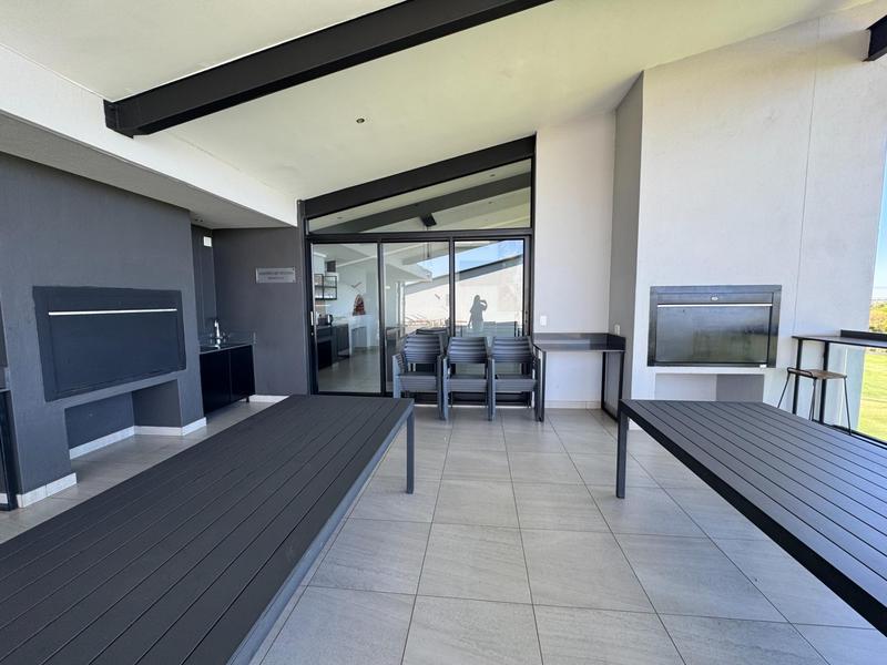 To Let 2 Bedroom Property for Rent in Ascend to Midstream Gauteng