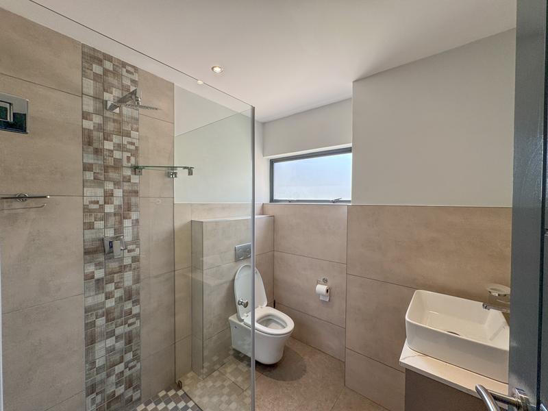 5 Bedroom Property for Sale in Midstream Meadows Gauteng