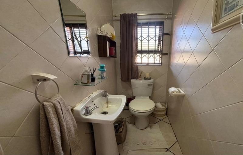 3 Bedroom Property for Sale in Klippoortjie Gauteng
