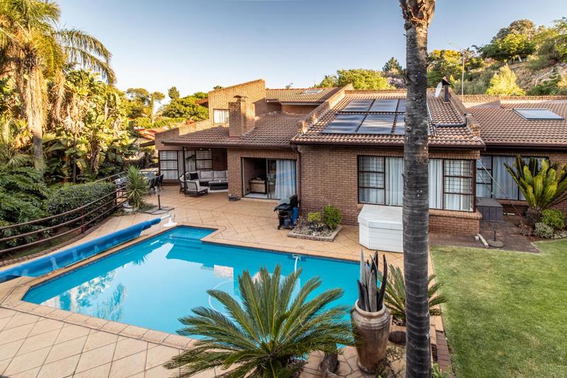 5 Bedroom Property for Sale in Noordheuwel Gauteng