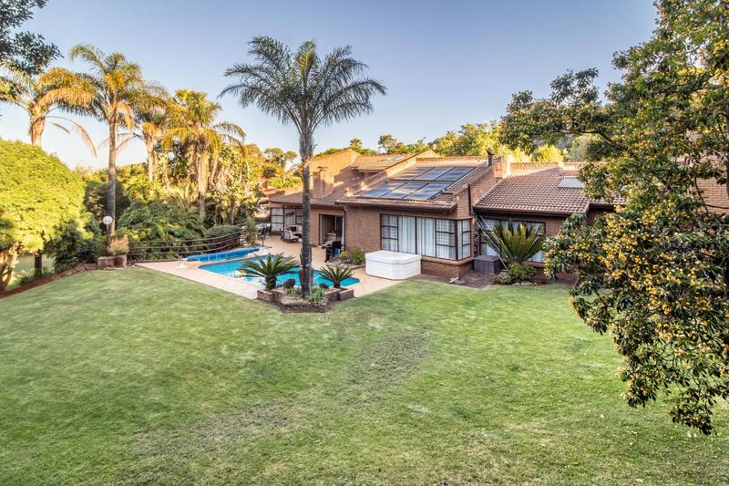 5 Bedroom Property for Sale in Noordheuwel Gauteng