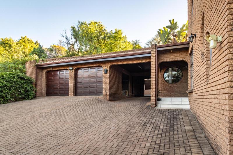 5 Bedroom Property for Sale in Noordheuwel Gauteng