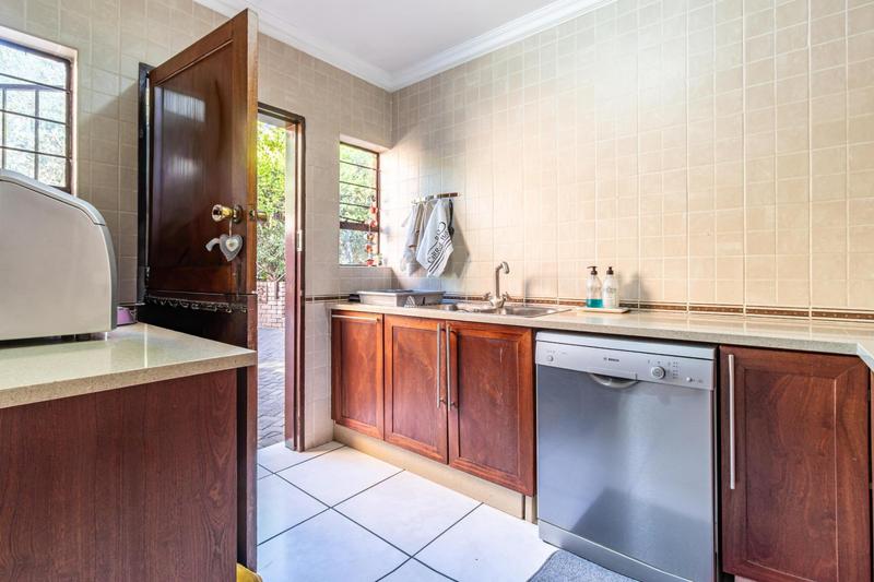 5 Bedroom Property for Sale in Noordheuwel Gauteng