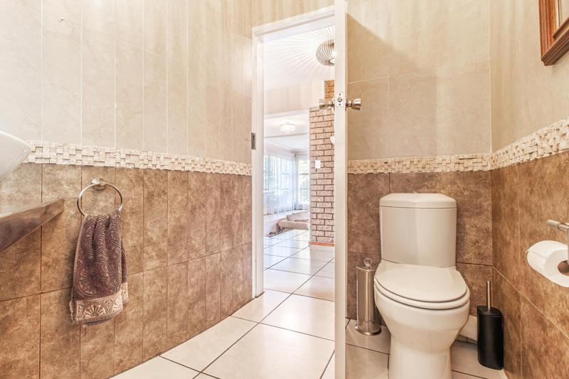5 Bedroom Property for Sale in Noordheuwel Gauteng