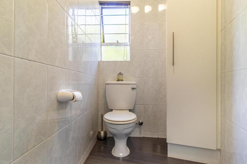 5 Bedroom Property for Sale in Noordheuwel Gauteng