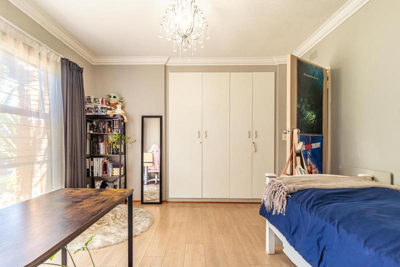 5 Bedroom Property for Sale in Noordheuwel Gauteng