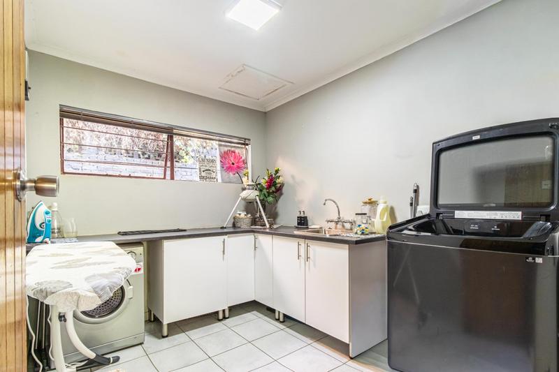 5 Bedroom Property for Sale in Noordheuwel Gauteng
