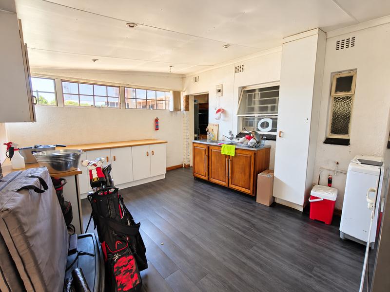 To Let 3 Bedroom Property for Rent in Strubenvale Gauteng