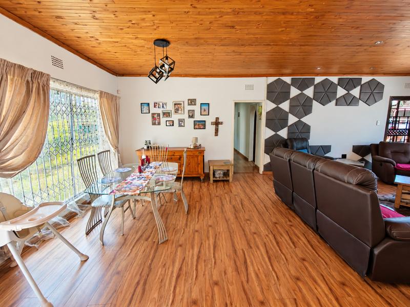 To Let 3 Bedroom Property for Rent in Strubenvale Gauteng