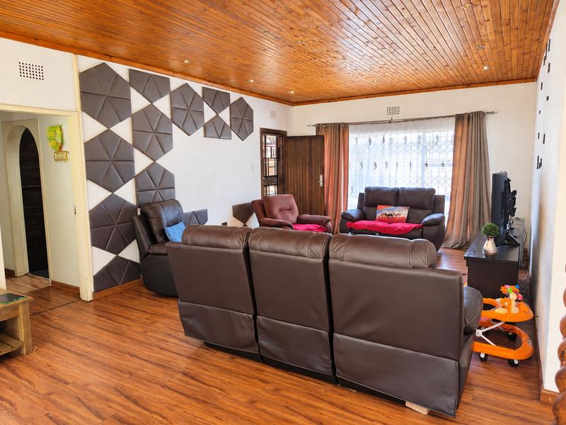 3 Bedroom Property for Sale in Strubenvale Gauteng