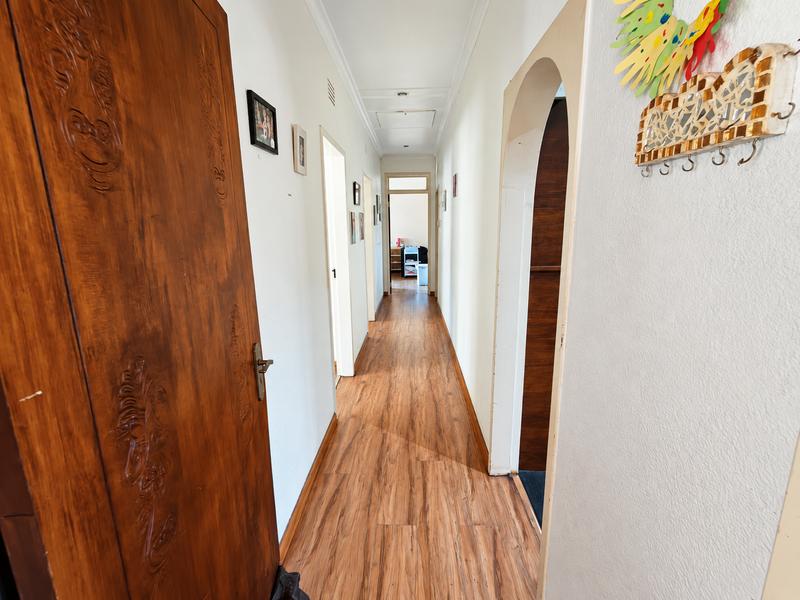 3 Bedroom Property for Sale in Strubenvale Gauteng