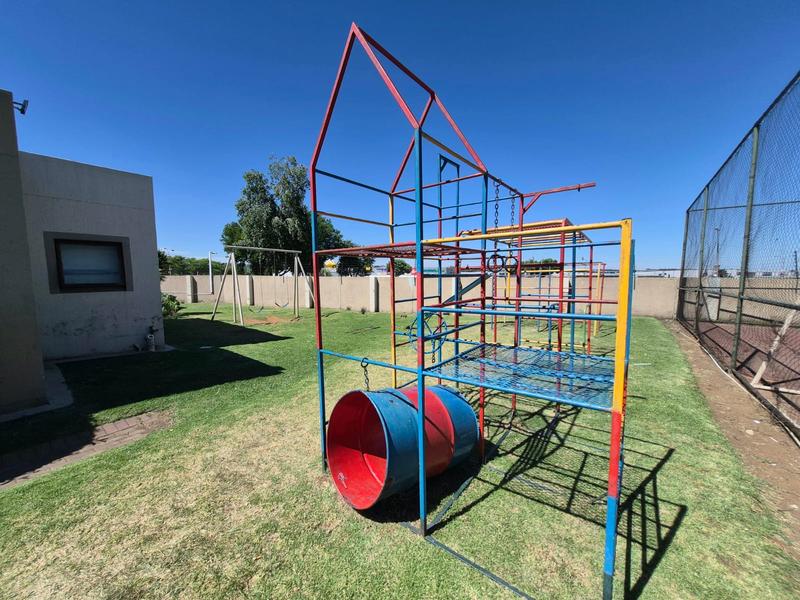 2 Bedroom Property for Sale in Raceview Gauteng