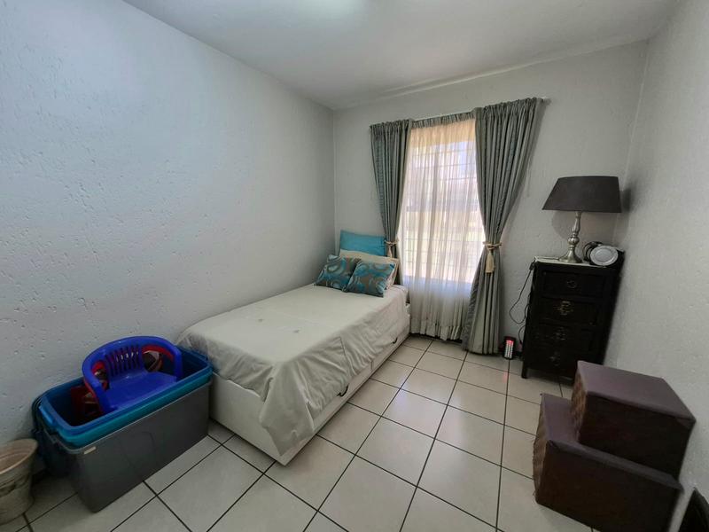 2 Bedroom Property for Sale in Raceview Gauteng