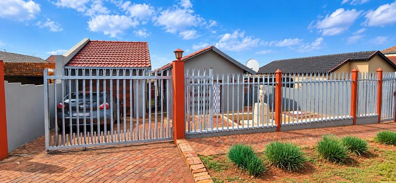 3 Bedroom Property for Sale in Atteridgeville Gauteng