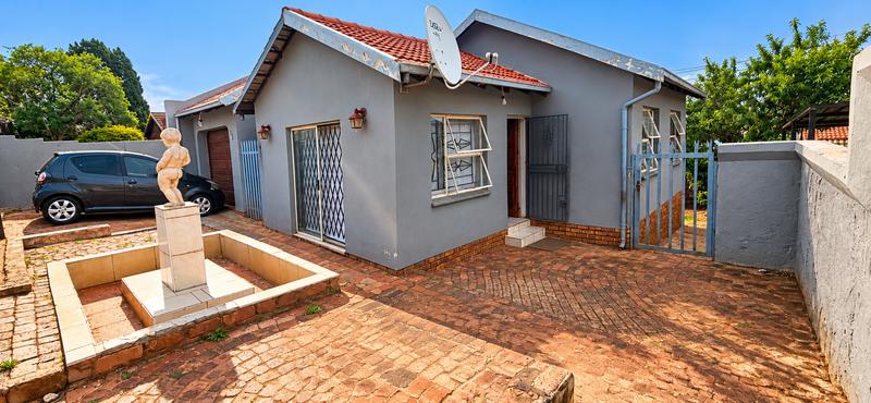 3 Bedroom Property for Sale in Atteridgeville Gauteng