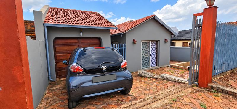 3 Bedroom Property for Sale in Atteridgeville Gauteng