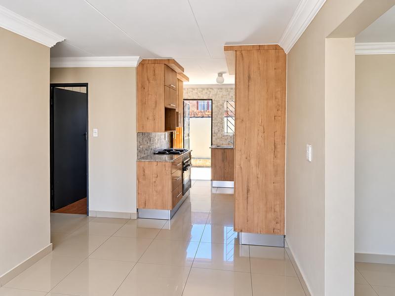 4 Bedroom Property for Sale in Lotus Gardens Gauteng