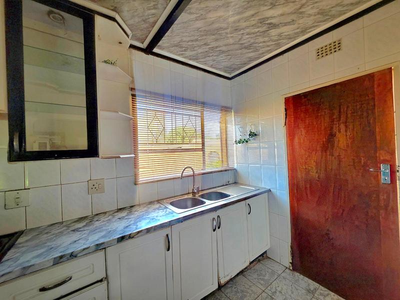3 Bedroom Property for Sale in Dawn Park Gauteng