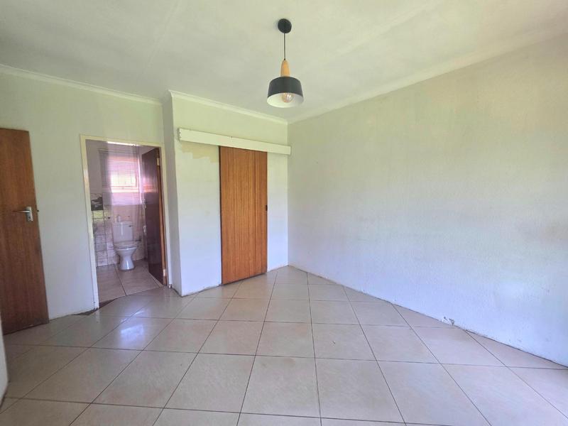 3 Bedroom Property for Sale in Dawn Park Gauteng