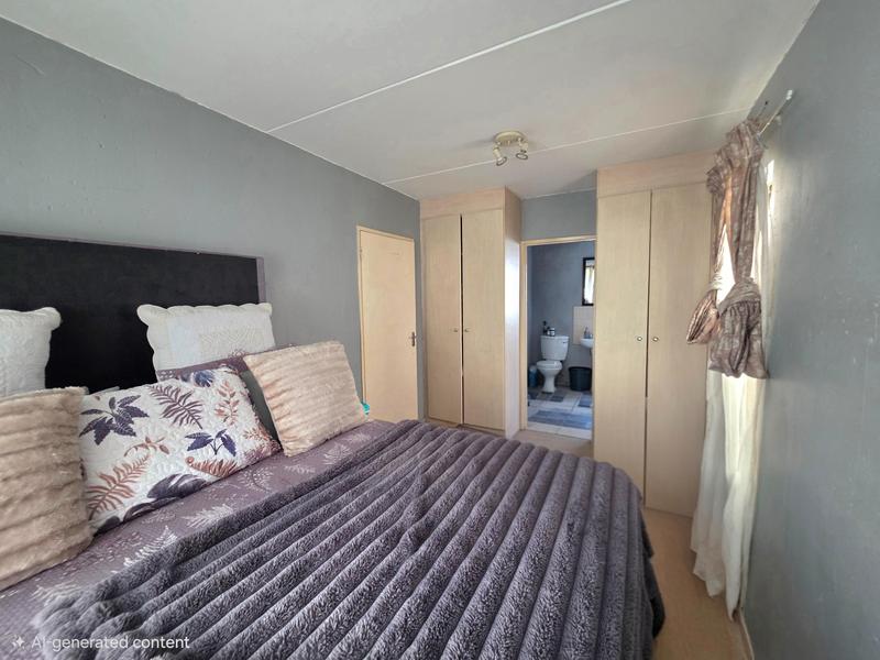 1 Bedroom Property for Sale in Klippoortjie Gauteng