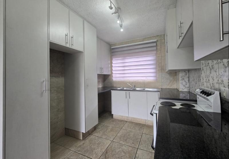 2 Bedroom Property for Sale in New Redruth Gauteng