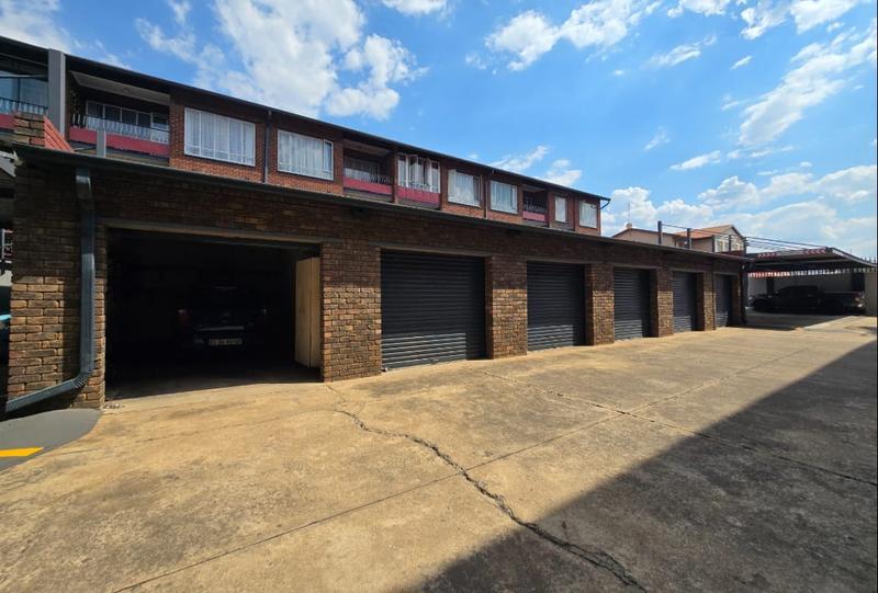 2 Bedroom Property for Sale in New Redruth Gauteng