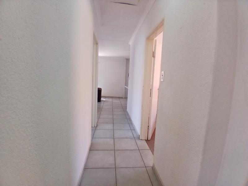 3 Bedroom Property for Sale in Helikonpark Gauteng