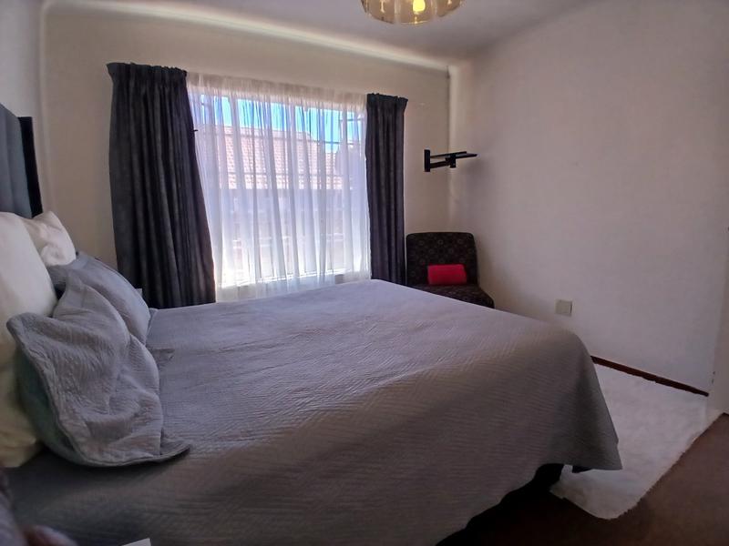 3 Bedroom Property for Sale in Helikonpark Gauteng