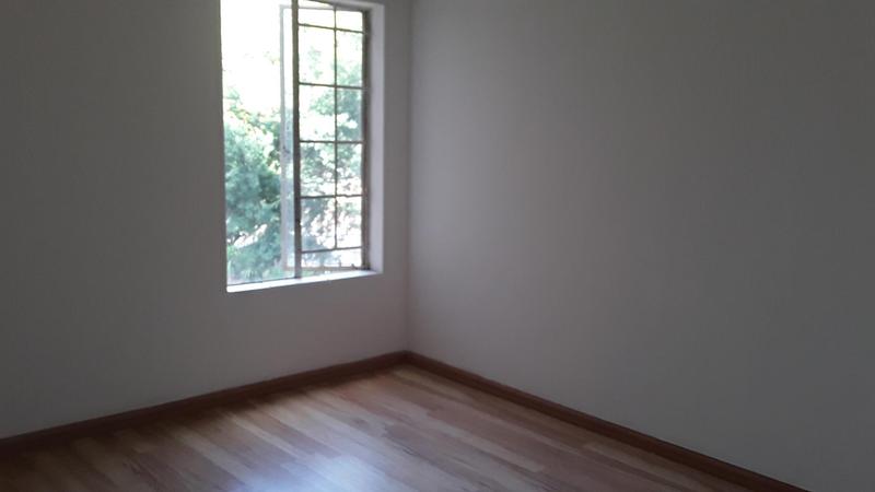 2 Bedroom Property for Sale in Rooihuiskraal North Gauteng