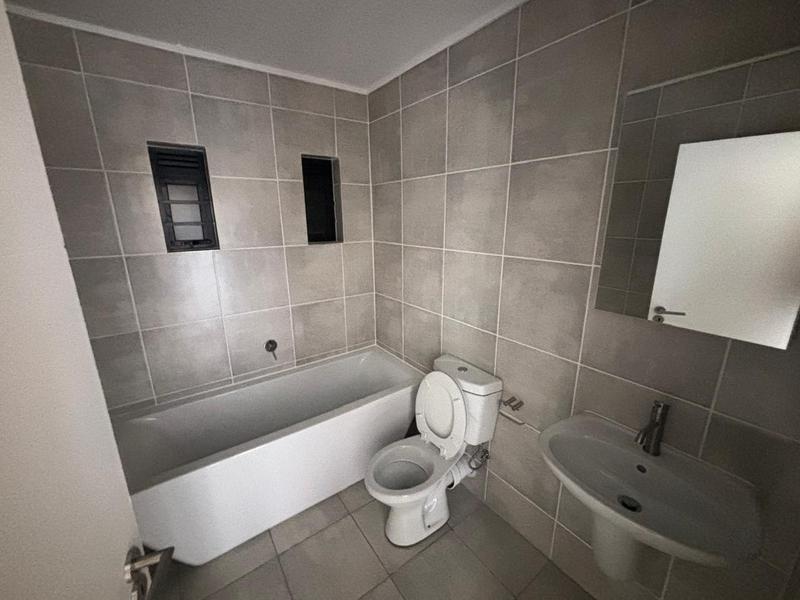 To Let 2 Bedroom Property for Rent in Mooikloof Gauteng