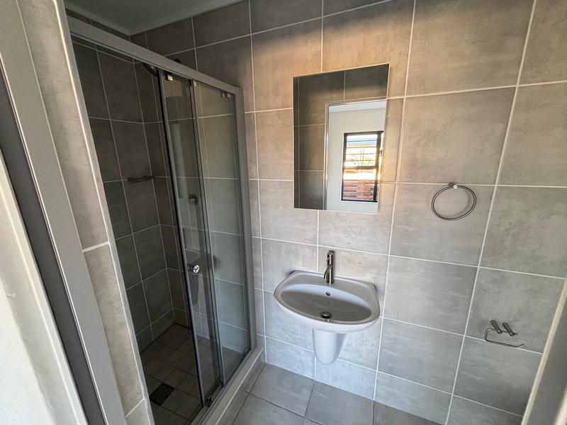To Let 2 Bedroom Property for Rent in Mooikloof Gauteng