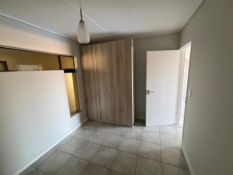 To Let 2 Bedroom Property for Rent in Mooikloof Gauteng