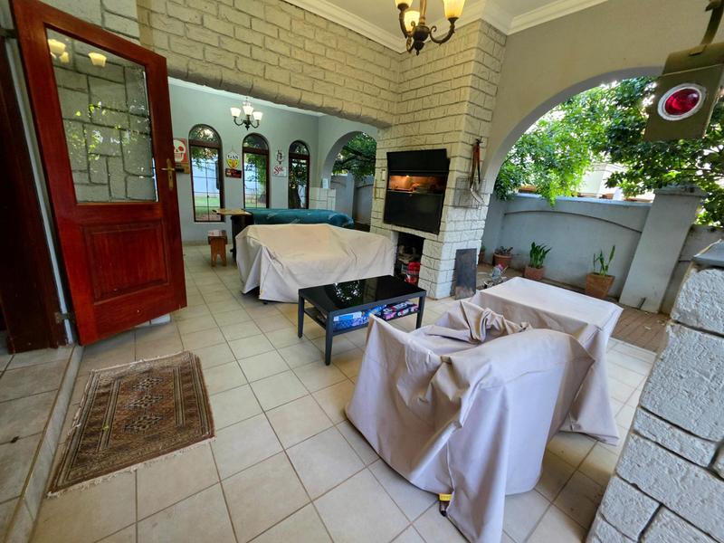 4 Bedroom Property for Sale in Boardwalk Manor Gauteng