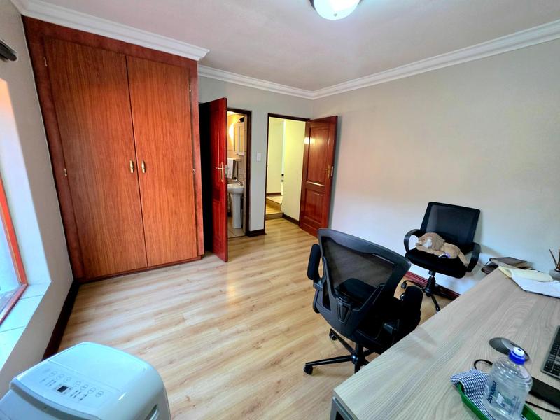4 Bedroom Property for Sale in Boardwalk Manor Gauteng
