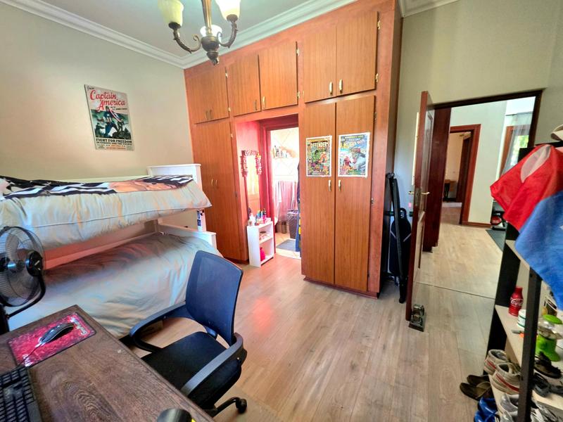 4 Bedroom Property for Sale in Boardwalk Manor Gauteng