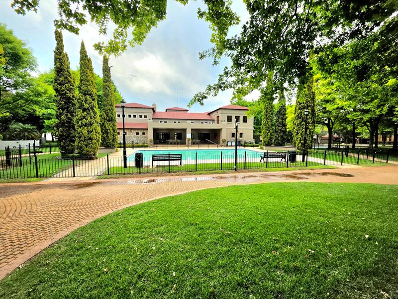 4 Bedroom Property for Sale in Boardwalk Manor Gauteng