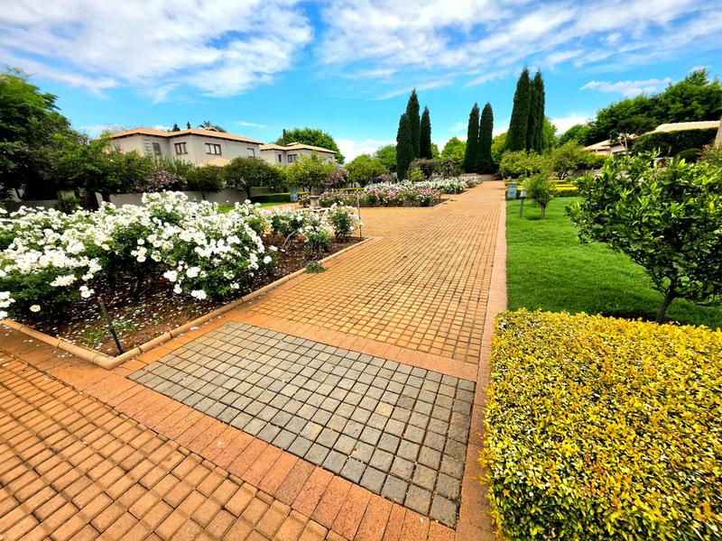 4 Bedroom Property for Sale in Boardwalk Manor Gauteng