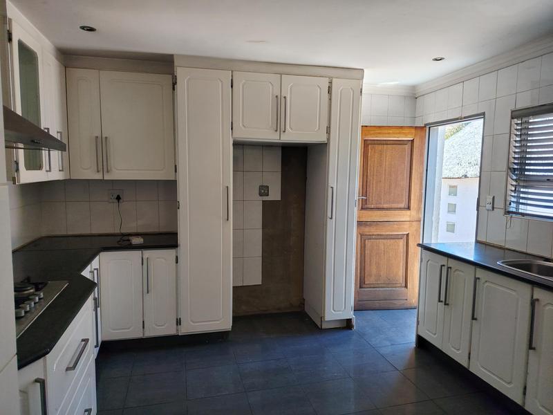 To Let 4 Bedroom Property for Rent in Liefde en Vrede Gauteng