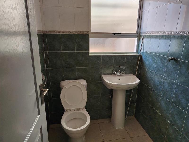 To Let 4 Bedroom Property for Rent in Liefde en Vrede Gauteng