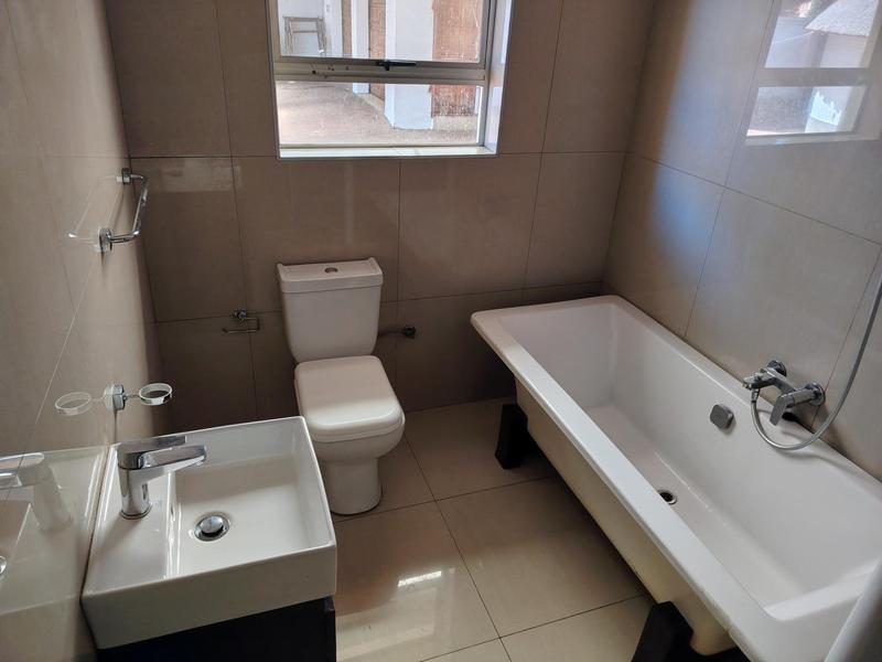 To Let 4 Bedroom Property for Rent in Liefde en Vrede Gauteng